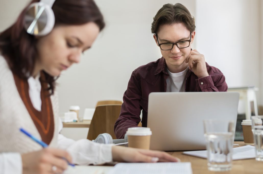 Aufbau Einer Wissenschaftlichen Arbeit: Der Weg Zum Erfolg